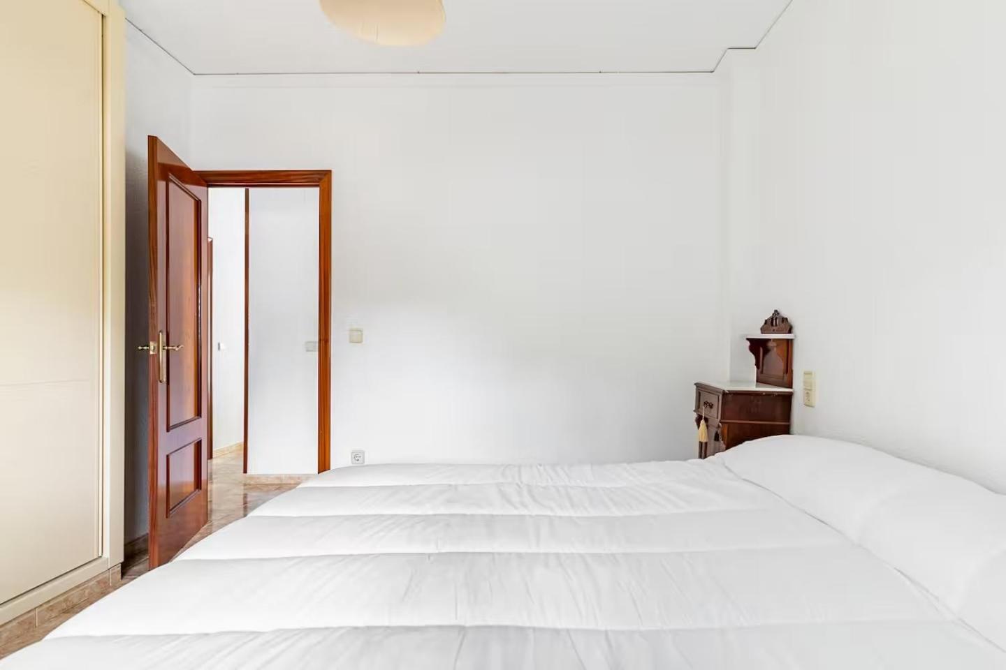 Charming House With Private Tennis Court And Pool *